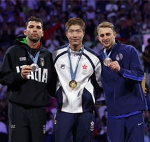 men foil podium