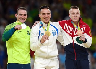 petrounias goldmedal rings