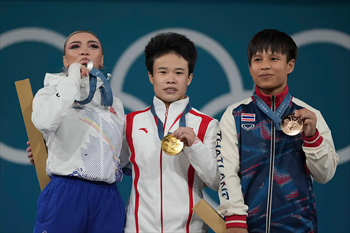 women's podium 49kg