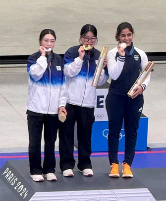 women's podium 10m air pistol