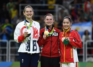 podium women