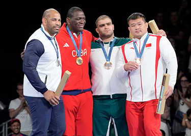 men's podium Greco-Roman wrestling 130kg