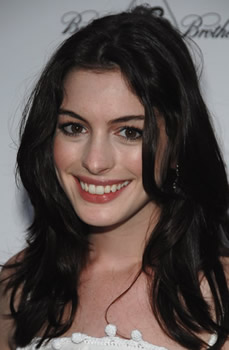 anne hathaway