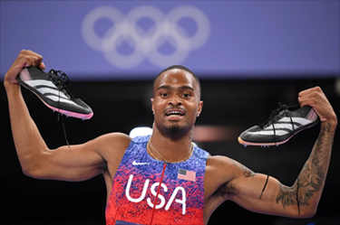 400m men Quincy Hall gold medal