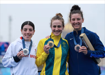 podium contrarreloj women