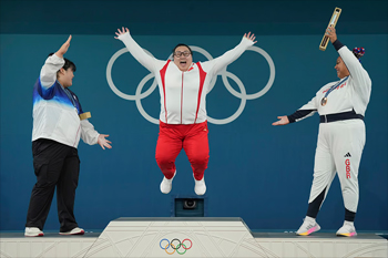 women's podium +81kg