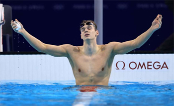 Hubert Kos gold medal 200 m backstroke men