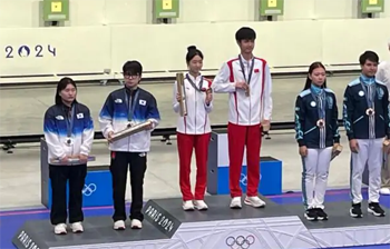 mixed team's podium 10m air rifle