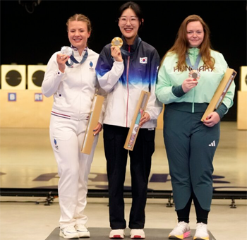 women's podium 25m air pistol